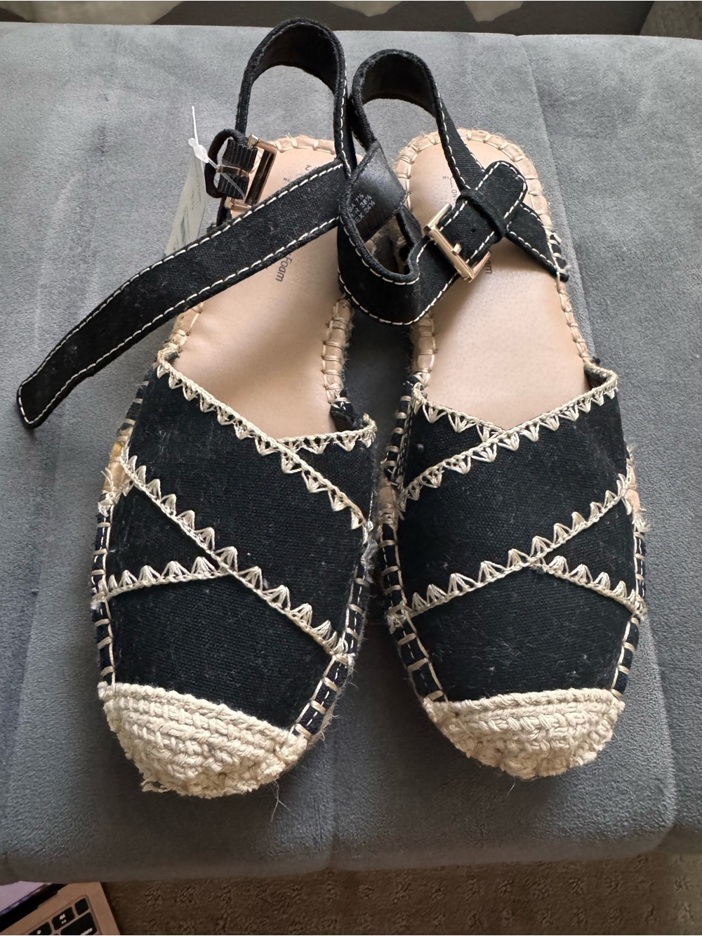 Time and Tru Black Espadrille Slingback Sandals with Natural Stitch Trim